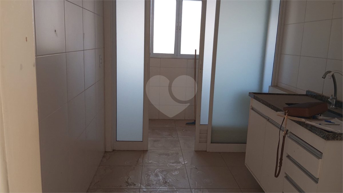 Apartamento à venda com 3 quartos, sendo 1 suíte,  em Picanço, Guarulhos, SP