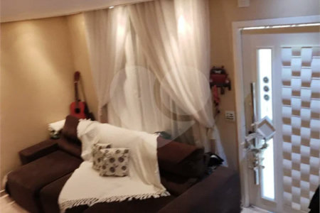 Sobrado à venda com 2 quartos em Jardim Franca, São Paulo, SP
