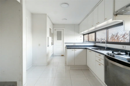 Duplex à venda com 6 quartos, sendo 4 suítes, em Alto de Pinheiros, São Paulo, SP