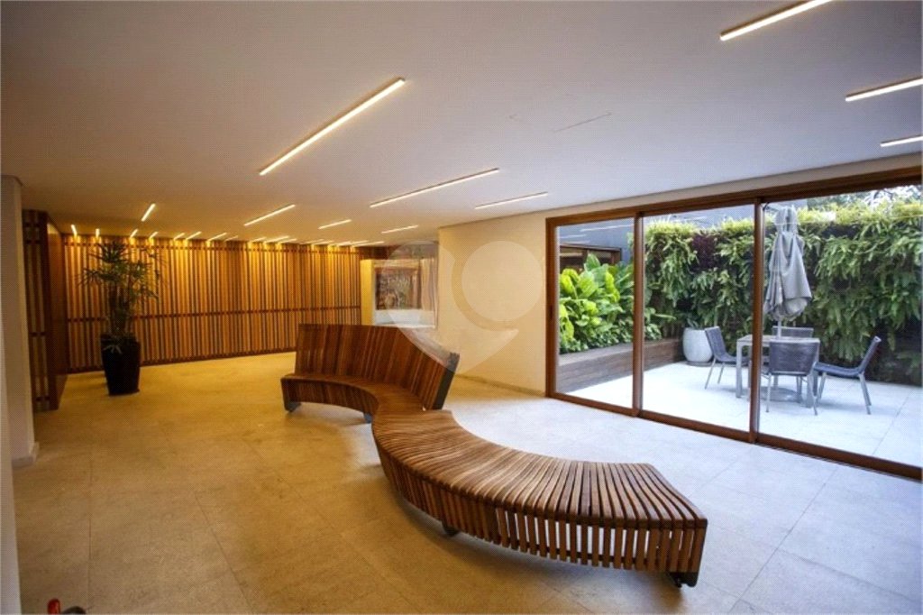 Apartamento à venda com 3 quartos, sendo 1 suíte, em Brooklin Novo, São Paulo, SP