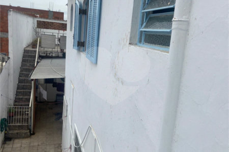 Sobrado à venda com 4 quartos, sendo 2 suítes, em Vila Ruth, Poá, SP
