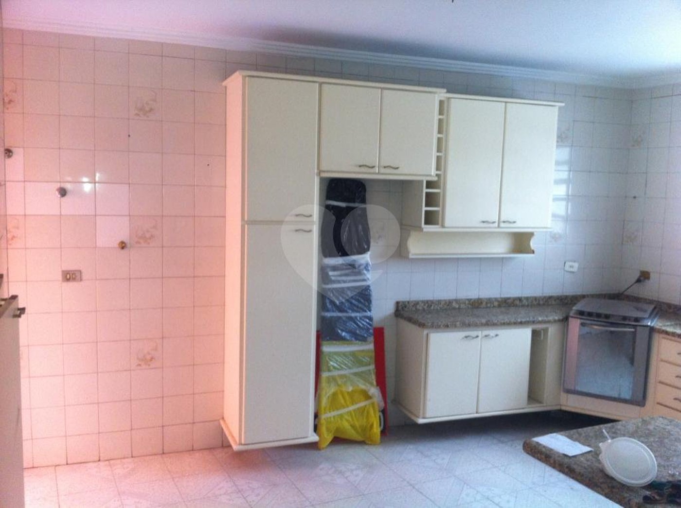 Sobrado à venda com 3 quartos, sendo 1 suíte, em Chora Menino, São Paulo, SP