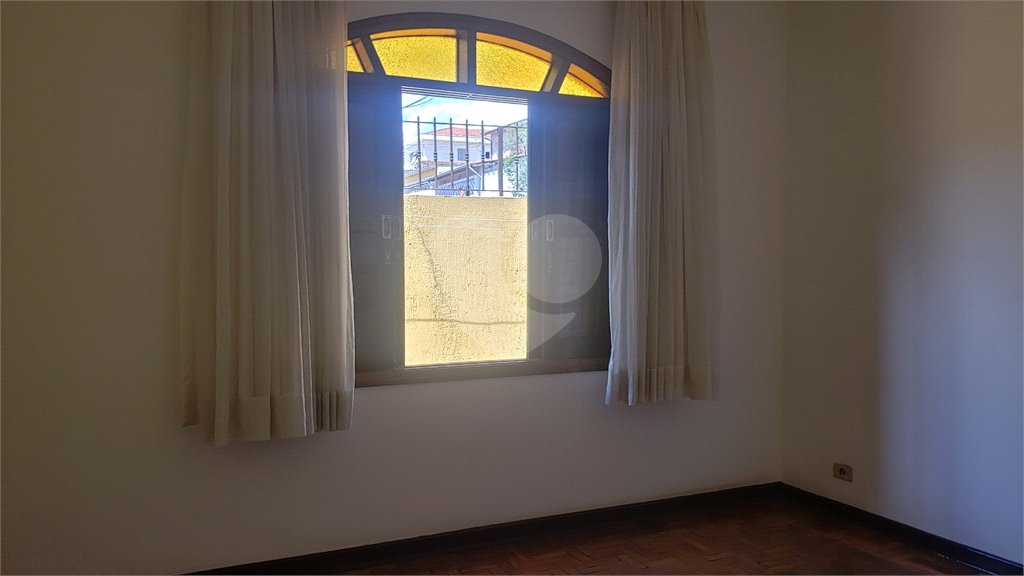 Casa Térrea à venda com 3 quartos, sendo 1 suíte,  em Campo Grande, São Paulo, SP
