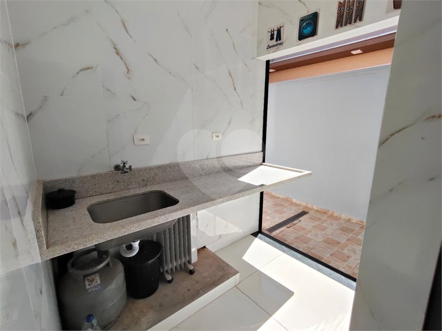 Casa à venda com 3 quartos no condomínio Residencial Lago dos Ipês, Itapetininga - SP