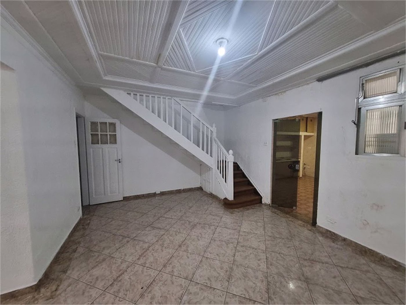 Sobrado Amplo à Venda na Vila Belmiro – Santos