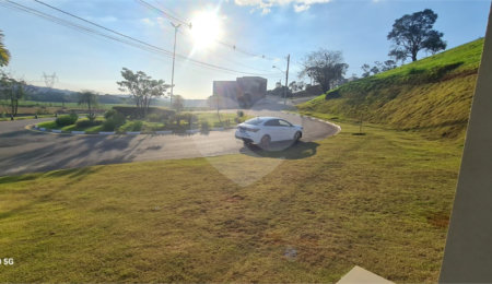 Terreno à venda no condomínio Associação dos Moradores do Loteamento Alto da Floresta, Bom Jesus dos Perdões - SP