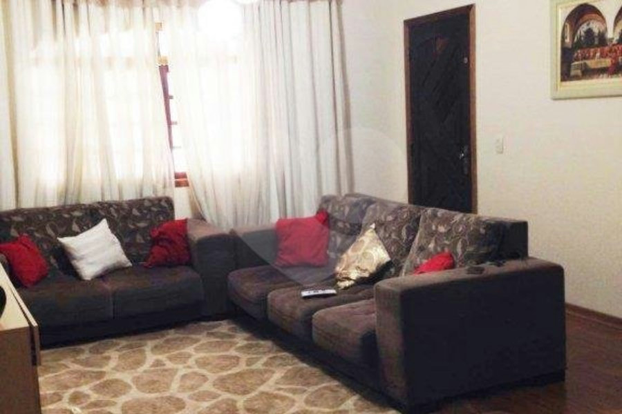 Casa à venda com 4 quartos, sendo 1 suíte,  em Tremembé, São Paulo, SP