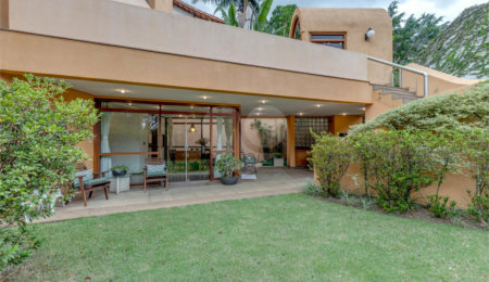 Casa à venda com 5 quartos, sendo 4 suítes,  em Alto da Boa Vista, São Paulo, SP