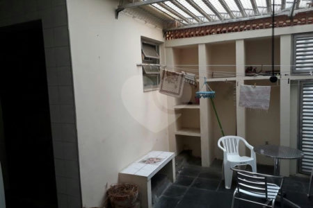 Sobrado à venda com 4 quartos em Brooklin Paulista, São Paulo, SP