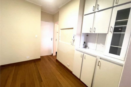 Apartamento à venda ou para alugar com 3 quartos, sendo 1 suíte, em Itaim Bibi, São Paulo, SP