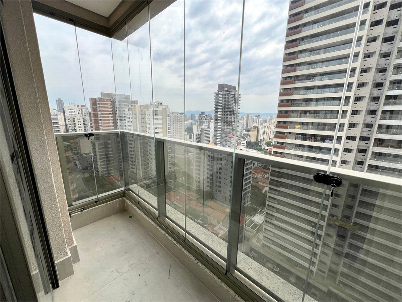 Apartamento à venda com 3 suítes em Perdizes, São Paulo, SP