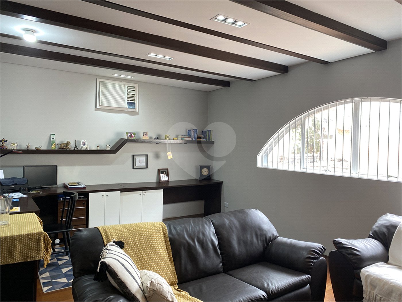 Casa à venda com 3 suítes em Jardim Leonor, São Paulo, SP
