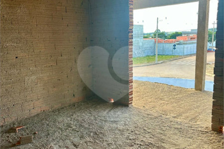Casa à venda com 4 quartos, sendo 2 suítes, em Portal dos Pinheiros II, Itapetininga, SP