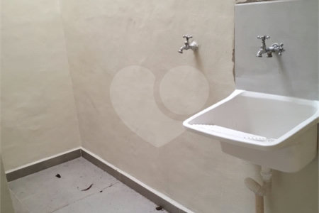 Casa à venda com 2 quartos, sendo 1 suíte, em Vila Caputera, Mogi das Cruzes, SP