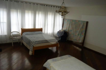 Sobrado à venda com 3 quartos, sendo 1 suíte, em Vila Paulicéia, São Paulo, SP