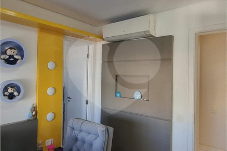 Apartamento à venda com 2 suítes em Santa Teresinha, São Paulo, SP