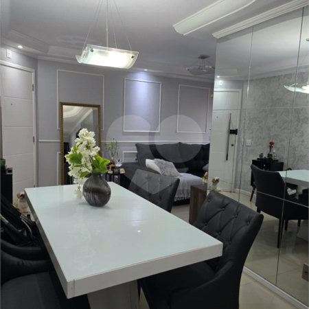 Apartamento de 3 quartos, com garagem, á venda no Cambuci