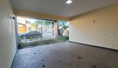 Casa à venda ou para alugar com 5 quartos, sendo 3 suítes,  em Vila Maria, Itapetininga, SP