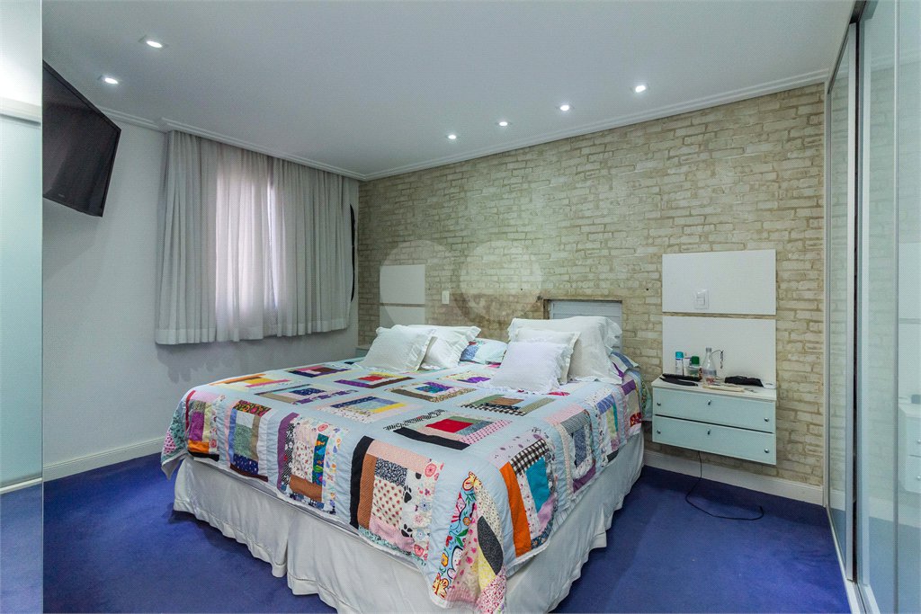 Cobertura à venda com 4 quartos, sendo 3 suítes, em Horto, São Paulo, SP