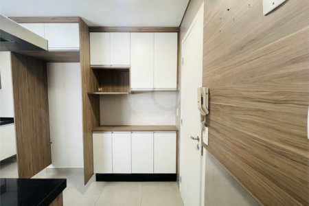 Apartamento à venda com 3 suítes em Baeta Neves, São Bernardo do Campo, SP