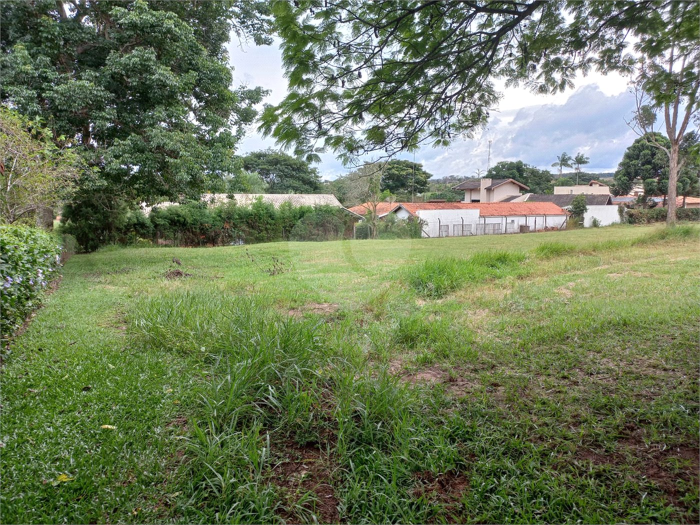 Loteamento Residencial no Condomínio Vila Pinhal do Broa