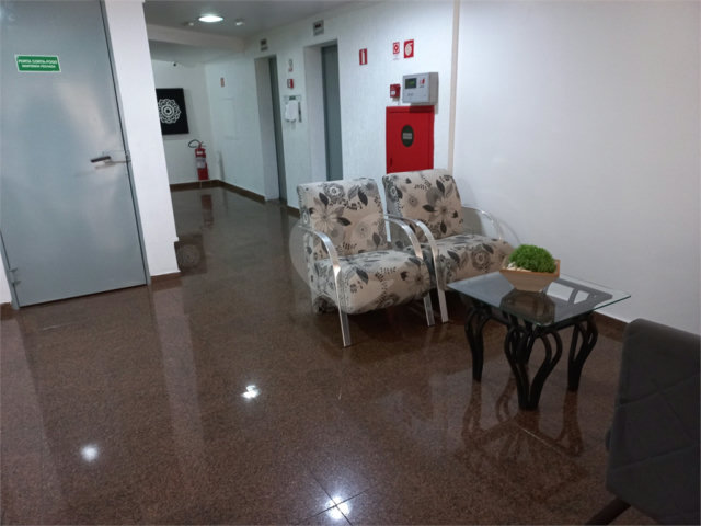 Apartamento à venda com 3 quartos, sendo 1 suíte,  em Vila Guilherme, São Paulo, SP