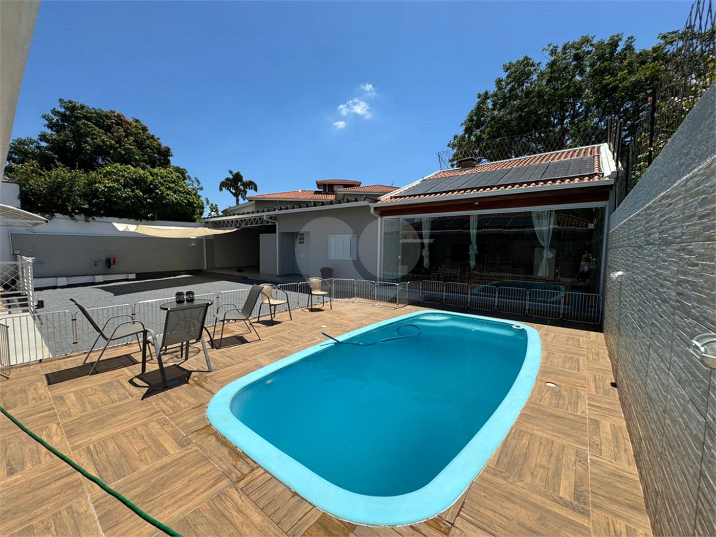 Chácara à venda com 4 quartos, sendo 3 suítes, em Colinas de Indaiatuba, Indaiatuba, SP