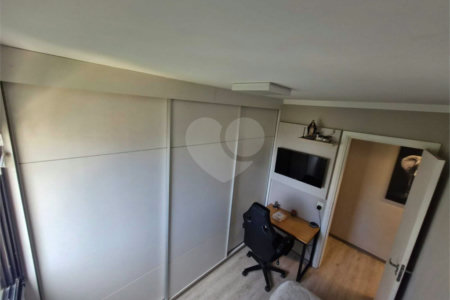 Cobertura à venda com 3 quartos, sendo 1 suíte,  em Jardim Umuarama, São Paulo, SP
