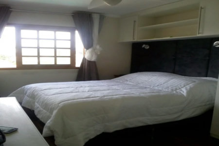 Casa à venda com 3 quartos, sendo 1 suíte, em Butantã, São Paulo, SP