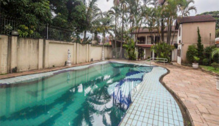 Casa à venda com 4 quartos, sendo 2 suítes, em Brooklin Velho, São Paulo, SP