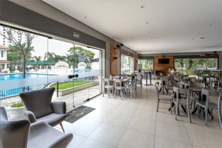 Apartamento à venda com 3 quartos, sendo 1 suíte, em Santo Amaro, São Paulo, SP