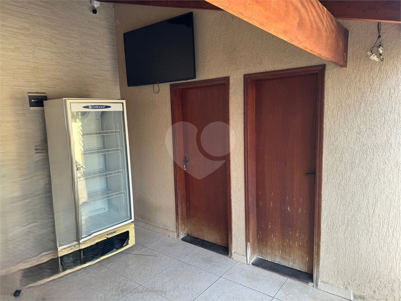Casa à venda com 4 quartos, sendo 1 suíte, em Vila Santana, Sorocaba, SP
