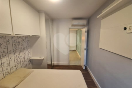 Apartamento à venda com 2 quartos em Vila Uberabinha, São Paulo, SP