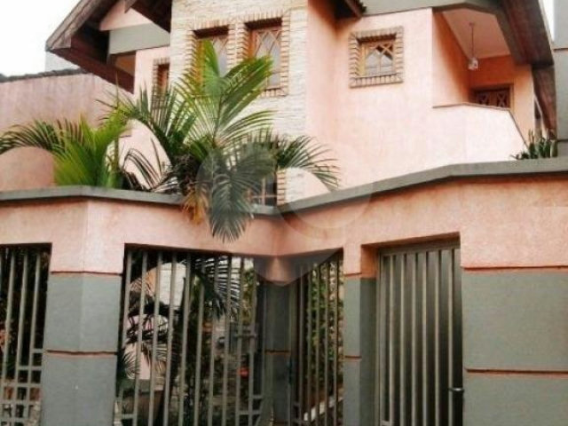 Sobrado à venda com 3 suítes em Tremembé, São Paulo, SP
