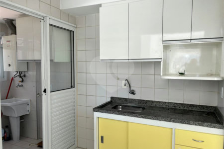 Apartamento à venda com 2 quartos, sendo 1 suíte, em Vila Andrade, São Paulo, SP