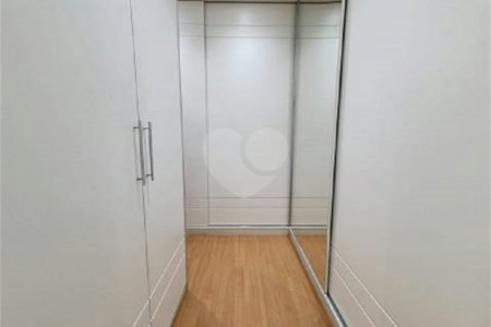 Apartamento à venda com 3 suítes em Vila Progredior, São Paulo, SP