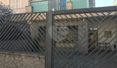 Sobrado à venda com 2 quartos em Santana, São Paulo, SP
