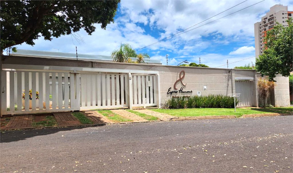 Casa à venda com 3 suítes em Vila Harmonia, Araraquara, SP