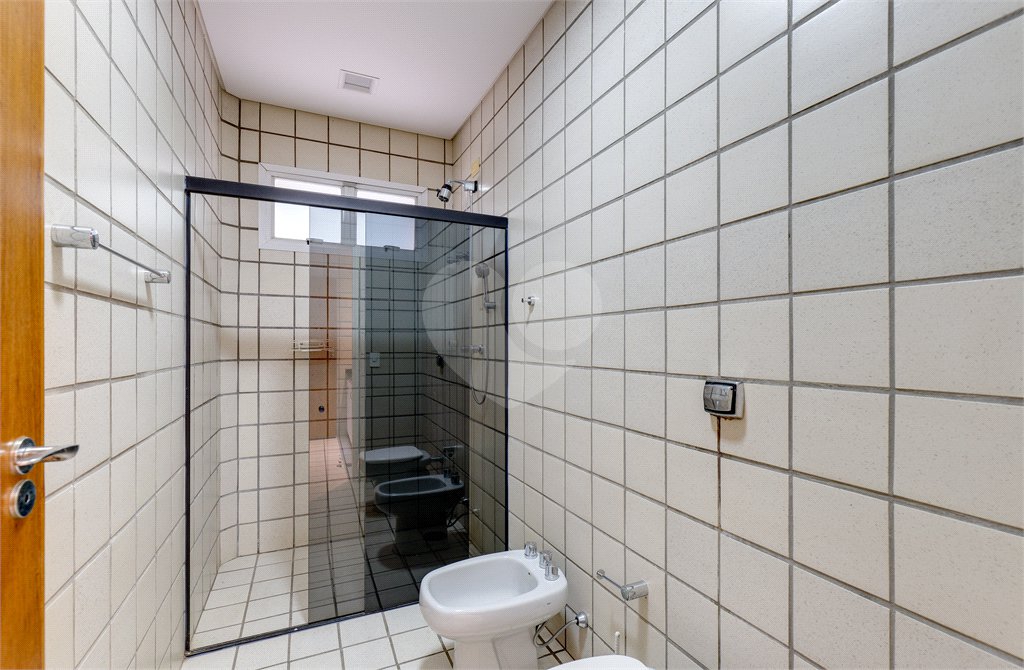 Casa Térrea à venda com 3 quartos, sendo 1 suíte, em Granja Julieta, São Paulo, SP