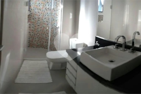 Duplex à venda com 3 quartos, sendo 1 suíte, em Vila Andrade, São Paulo, SP