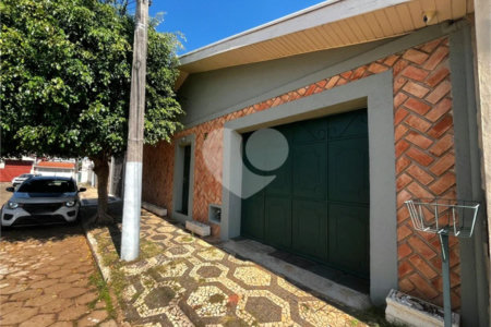 Casa à venda com 3 quartos, sendo 1 suíte,  no Centro, Itapetininga, SP