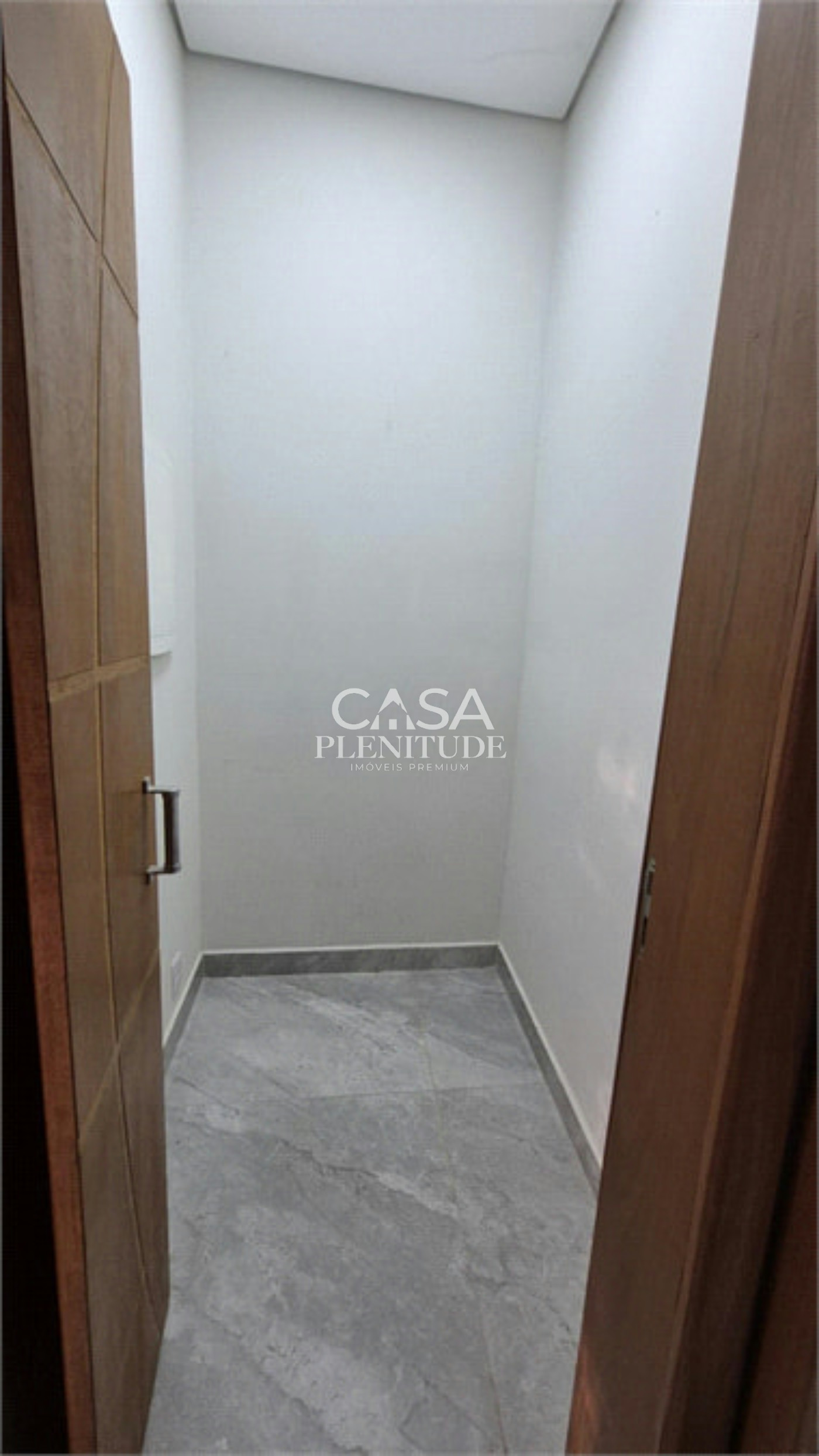 Terreno em condomínio à venda com 4 quartos, sendo 2 suítes, em Barreiro, Araçoiaba da Serra, SP