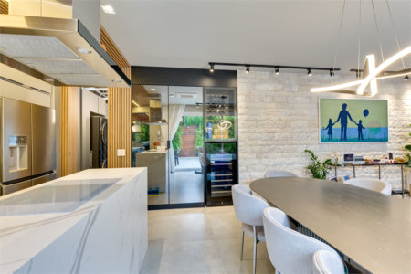 Casa à venda com 4 suítes no condomínio Jardim Flora, São Paulo - SP