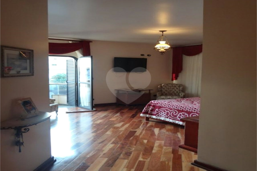 Casa à venda com 6 quartos, sendo 2 suítes, em Jardim França, São Paulo, SP