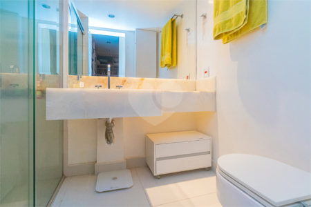 Apartamento à venda com 2 suítes em Alto da Boa Vista, São Paulo, SP