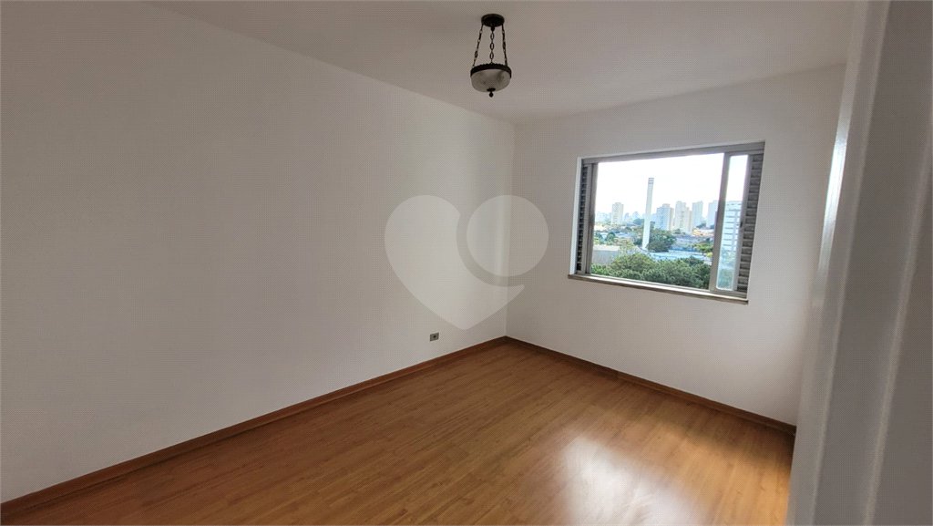 Apartamento à venda com 2 quartos em Santo Amaro, São Paulo, SP