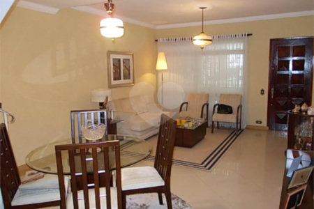 Sobrado à venda com 2 quartos em Santana, São Paulo, SP