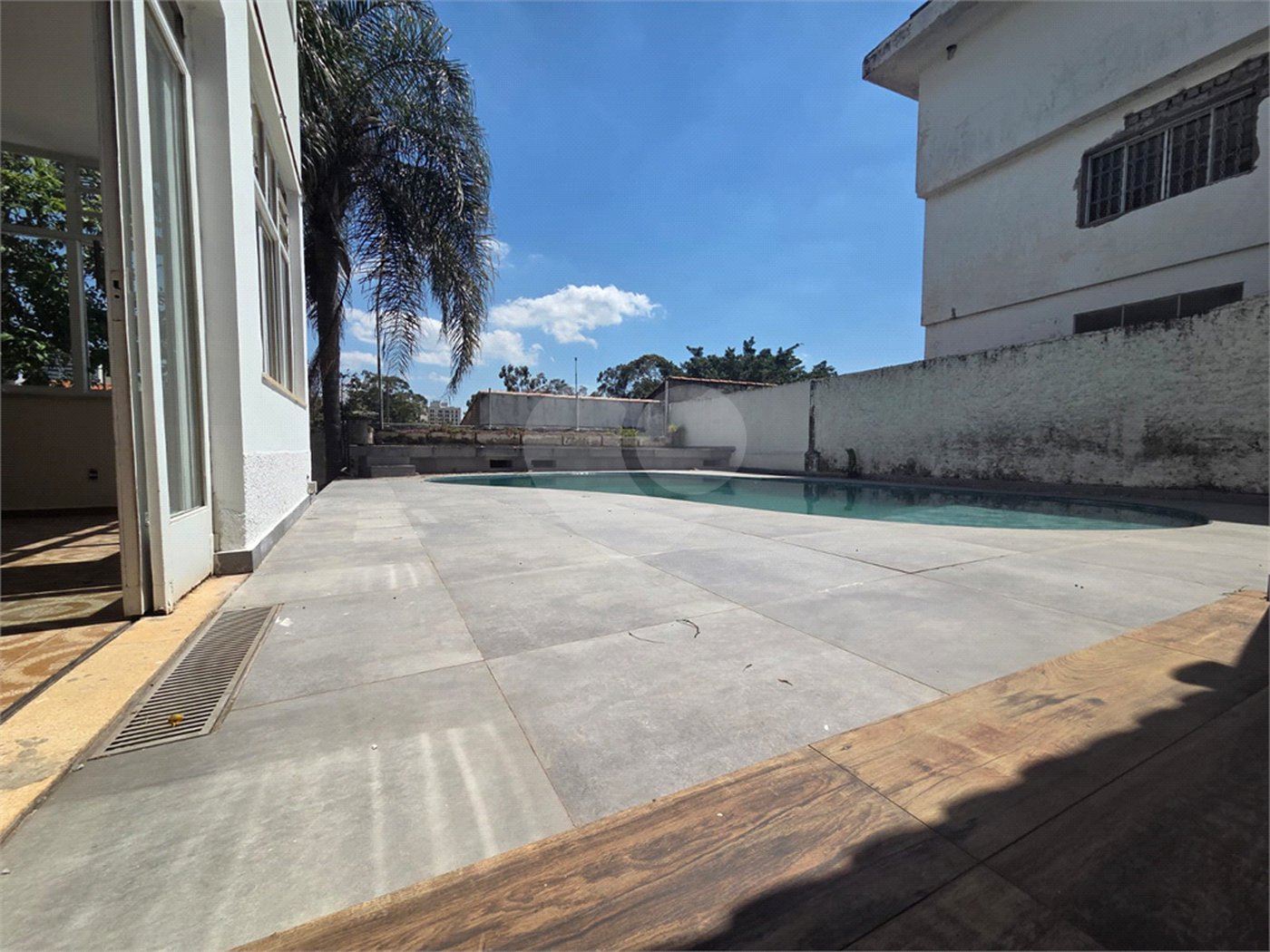 Casa à venda com 4 quartos, sendo 3 suítes, em Jardim Prudência, São Paulo, SP