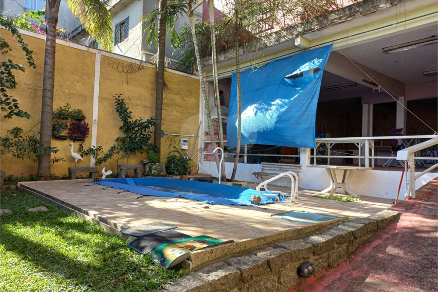 Casa à venda com 6 quartos, sendo 2 suítes, no Brasilândia, São Paulo, SP