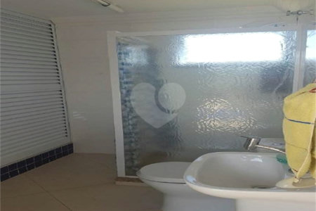 Casa à venda com 3 quartos, sendo 1 suíte, no condomínio Village Ipanema 1, Araçoiaba da Serra - SP